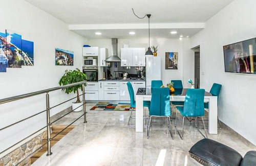 Meterize Apartment | Lovely apartment in Sibenik with sauna