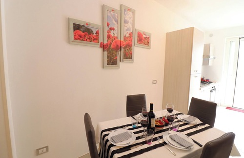 Otranto Apartment | Lovely apartment in the center with air conditioning and balcony