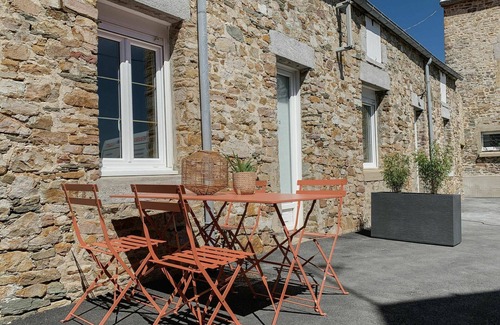 Pirou House | Lovely apartment in villa for 4 people with WIFI and pets allowed