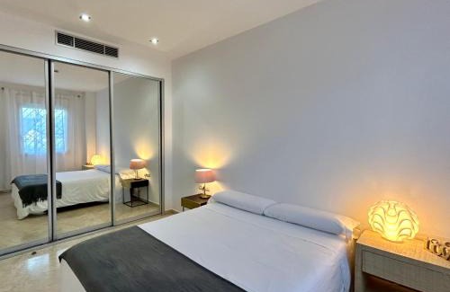Bormujos Apartment | Lovely Apartment Sevilla Azahar Parking
