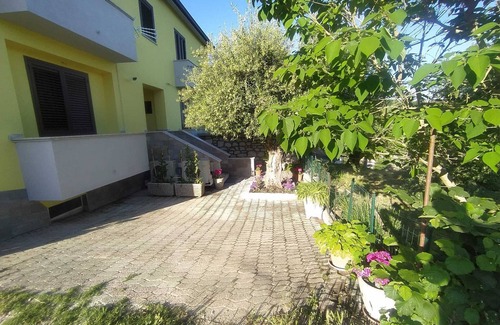 Muro Lucano Apartment | Lovely apartment with fireplace and parking