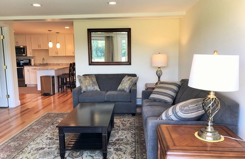 Kennebec Apartment | Lovely apartment with 1 bedroom