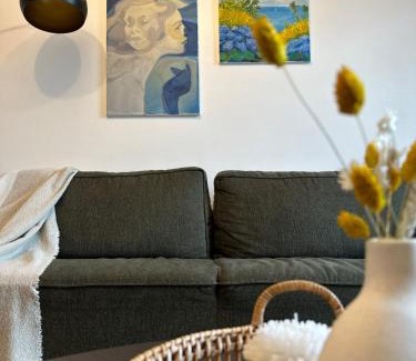Charonne Apartment | Lovely Appartement-2rooms-6p sunshine-quiet-subway
