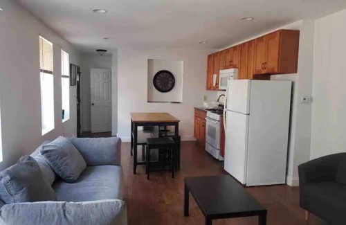South Philadelphia West Apartment | Lovely Apt located in South Philadelphia
