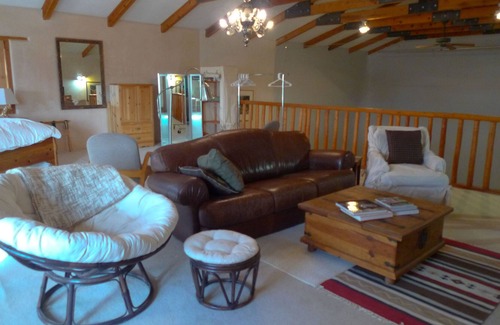 Bosque Farms House | Lovely Artist's Loft/Studio in Rural Setting