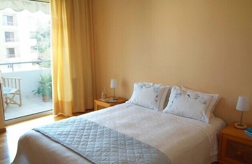 Agia Paraskevi Apartment | Lovely Athens Apartment in quiet neighbourhood with views of Mount Hymettos
