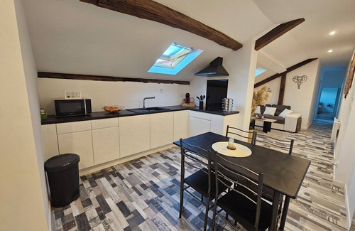 Decize Apartment | Lovely attic apartment a few steps from the town center
