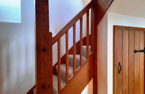 Shutford Cottage | Lovely barn conversion cottage with countryside views