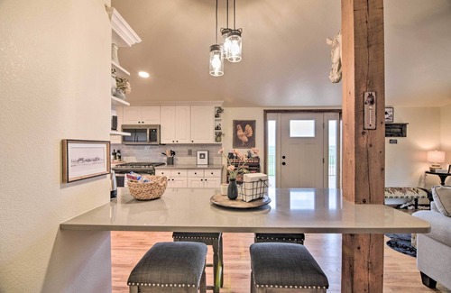 Fort Collins Apartment | Lovely Barn Loft w/Mountain Views on Horse Estate