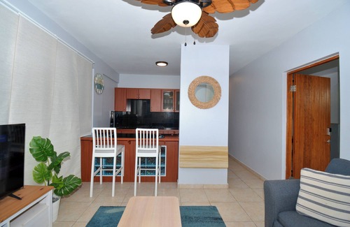 Aguadilla House | Lovely Beach Apartment close to Rincon, Puerto Rico - powered by solar energynn