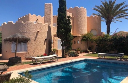 San Javier Ski Chalet | Lovely beachfront villa, 5 bedrooms and private pool on the Mar Menor