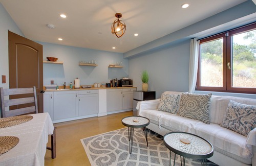 Belmont Apartment | Lovely Belmont Apartment w/Stunning Views!