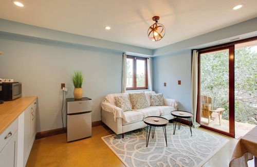 Belmont Apartment | Lovely Belmont Apartment w/Stunning Views!