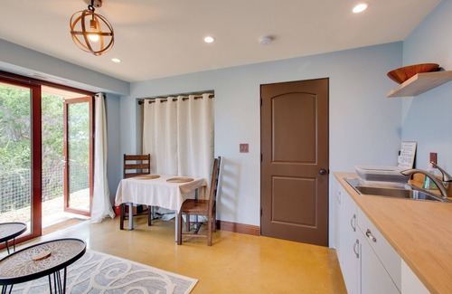 Belmont Apartment | Lovely Belmont Apartment w/Stunning Views!