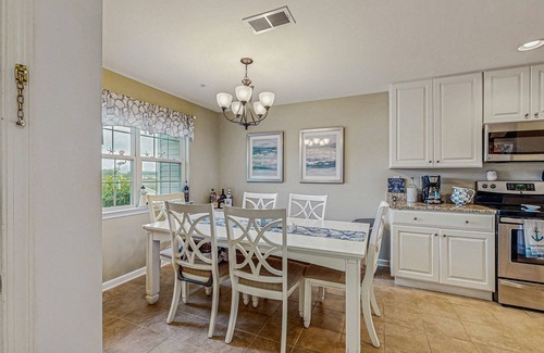 Ocean View Condo | Lovely Bethany Bay Condo w/Balcony Water Views, W/D, Shared Pool, WiFi, & AC