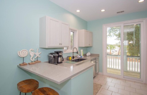 Bonito Boathouses House | Lovely Bonito Home with Sunset Views, Balconies and Resort Amenities