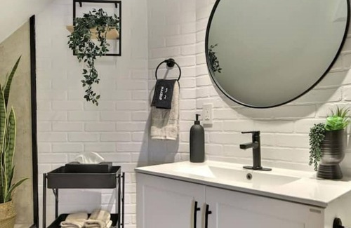 Quartier 5-4 Apartment | Lovely Calm Boho Spa & Sauna