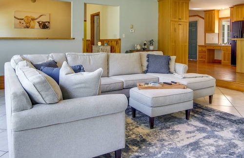 Canton House | Lovely Canton Country Home with Patio!