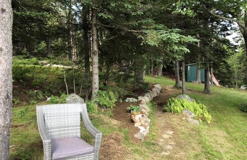 Brooksville Cottage | Lovely Cape Rosier Waterfront Cottage