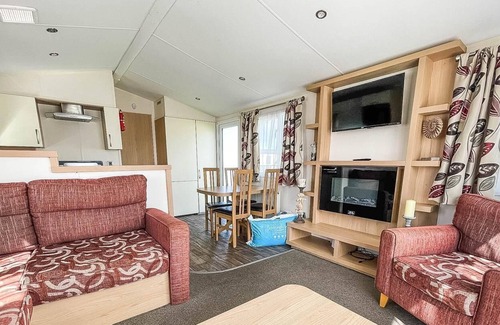 Winestead House | Lovely caravan with decking at Sand Le Mere Park in Yorkshire ref 71032TV