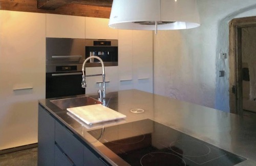 Serneus Ski Chalet | Lovely Chalet in Klosters with five bedrooms five bathrooms close to ski lift