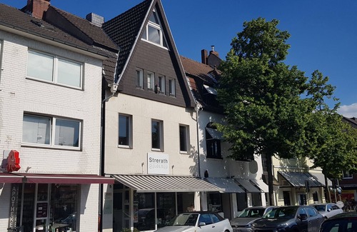 Buderich Apartment | Lovely City House