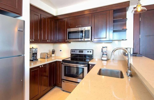 Playa Flamingo Condo | Lovely Condo Infinity Pool & Breakfast