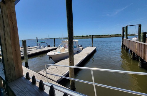 St. James Condo | Lovely Condo with Pool Access- 15 minutes from the Beach!
