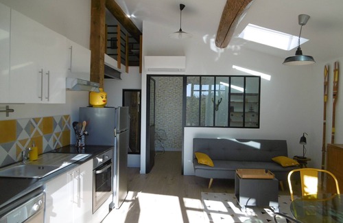 Roujan House | Lovely cottage for 4 people, with swimming pool, near Pézenas.