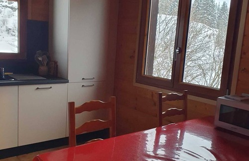 Chaux-Neuve Ski Chalet | Lovely cottage for nature lovers.