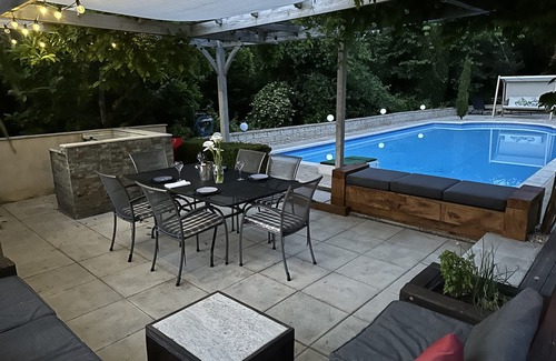 Julienne Cottage | Lovely cottage set in the heart of Cognac countryside