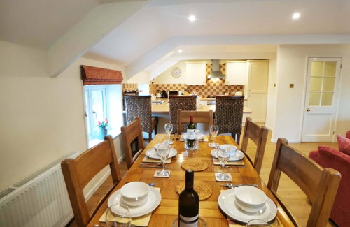 Mary Tavy Cottage | Lovely cottage situated in 40 beautiful acresn10% off for couples