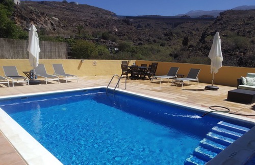 Guia de Isora House | LOVELY COUNTRY HOUSE , PRIVATE HEATED POOL, BREADn OVEN ON FINCA NEAR THE SEA