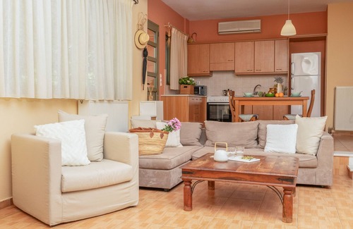 Nea Tirintha House | Lovely Country House near Nafplio