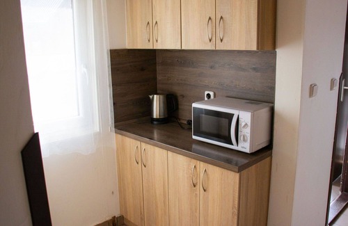 Hradec Kralove House | Lovely apartment in villa for 12 people with WIFI, TV, patio, pets allowed and parking
