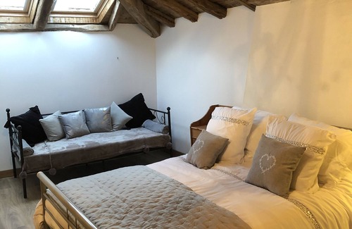 Oradour-Fanais Other | Lovely detached Farmhouse on edge of village near Confolens