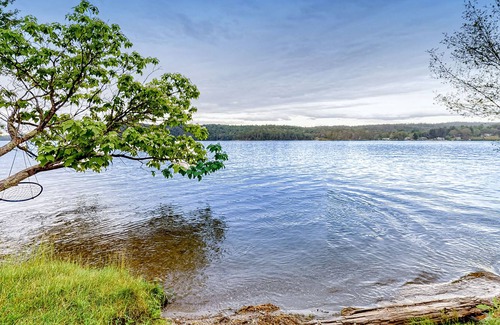 Crystal Beach House | Lovely dog-friendly home with lake access, grill, kayak, canoe, and fast WiFi