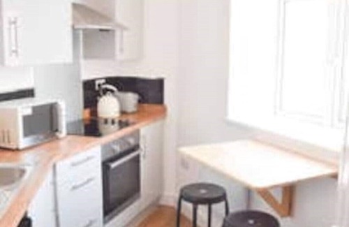 Thorpe Satchville Apartment | LOVELY DOUBLE BEDROOM NR GRAND HOTEL IN CENTRE