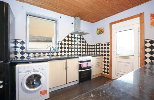 Gilmerton Bed & Breakfast | Lovely Double Room in Elegant Cottage