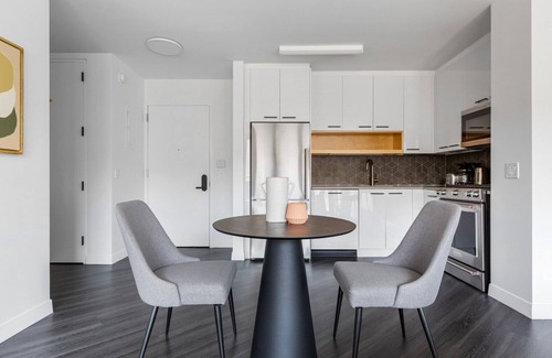 East Village Apartment | Lovely East Village 1BR w/Balcony, Doorman & W/D, nr bars, by Blueground