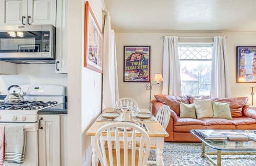 Elkhart Lake Apartment | Lovely Elkhart Lake Apartment - Walk to Town!