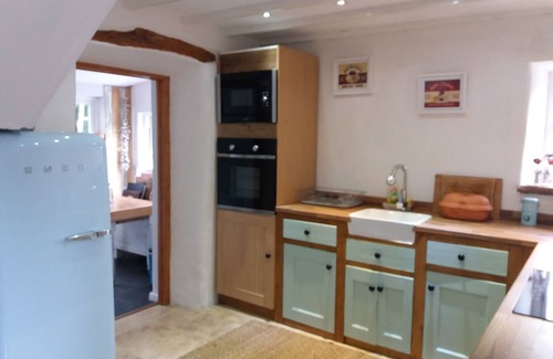 Cardigan Cottage | Lovely end of row character cottage with stunning views over the River Teifi