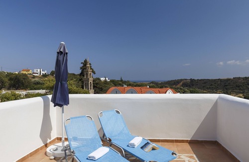 Lahania House | Lovely Enviroment at House Salvia
