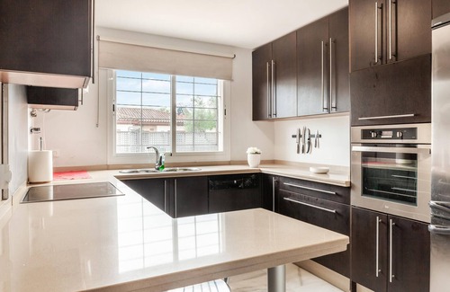 Bollullos de la Mitacion House | Lovely home in Bollullos de la Mitacion