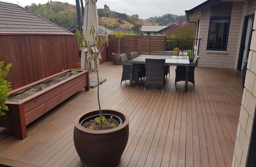 Stoke House | Lovely Family Home in Quiet Country Feel Subdivision with Cat & Fish
