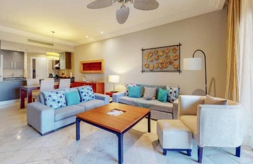 Punta Cana Cabin | Lovely Fishing Lodge apt with pool & marina view