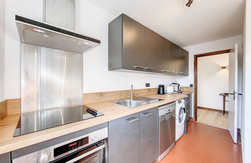 Flumet Apartment | Lovely flat in Flumet (73), 1h15 from Geneva airport, 60m2, 4-sleeper, bright