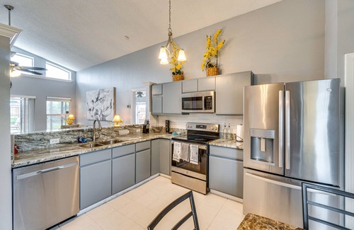 Lake Mary House | Lovely Florida Retreat w/Lanai: 5 Mi to Riverwalk