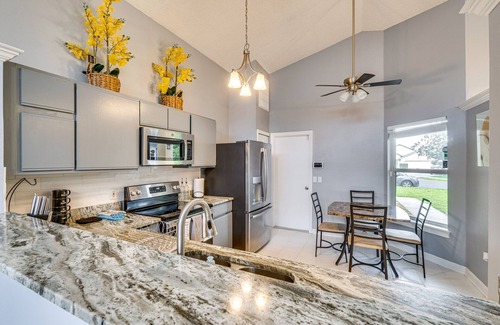 Lake Mary House | Lovely Florida Retreat w/Lanai: 5 Mi to Riverwalk
