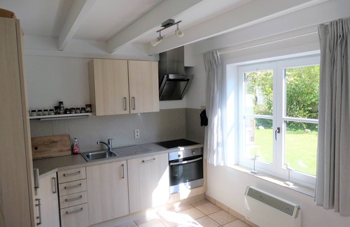 Bredene House | Lovely furnished fishing house in a peaceful location near to the beaches